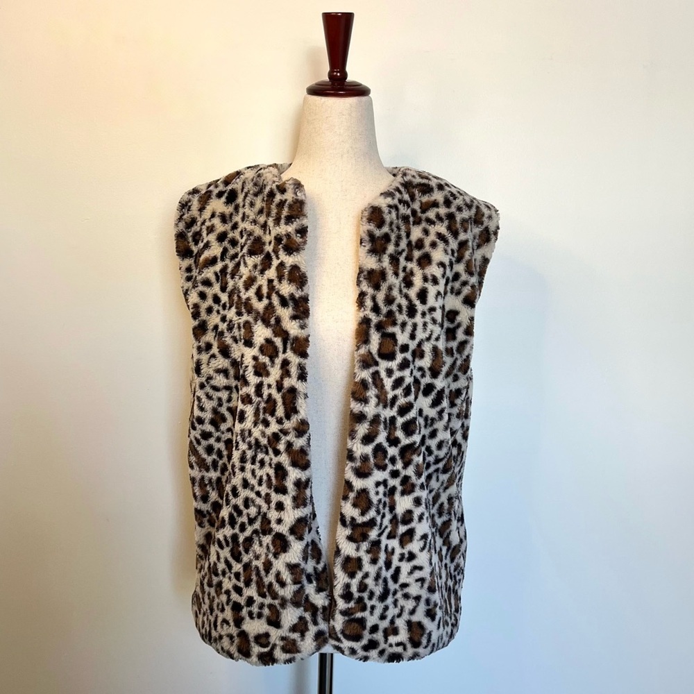Fuzzy Leopard Print Vest Oversized Size S
